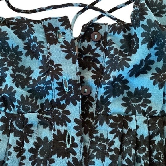 NWT Urban Outfitters - Floral Printed Mini Dress - Picture 5 of 6